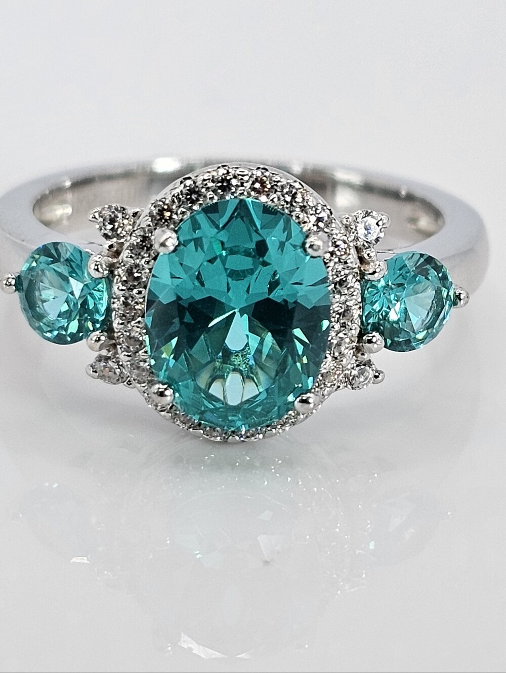Stunning Paraiba Tourmaline YAG & Diamond Simulants Sterling Silver Ring Size 7!